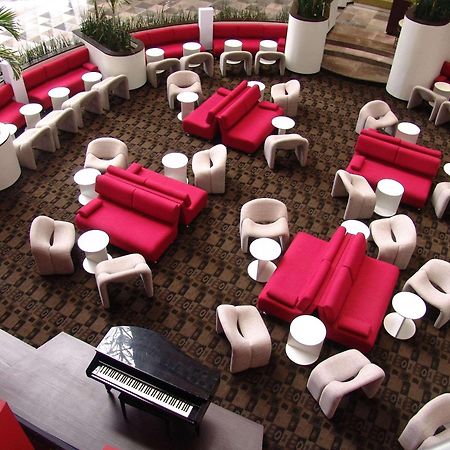 Radisson Paraiso Hotel Cidade do México Exterior foto The lobby of the hotel