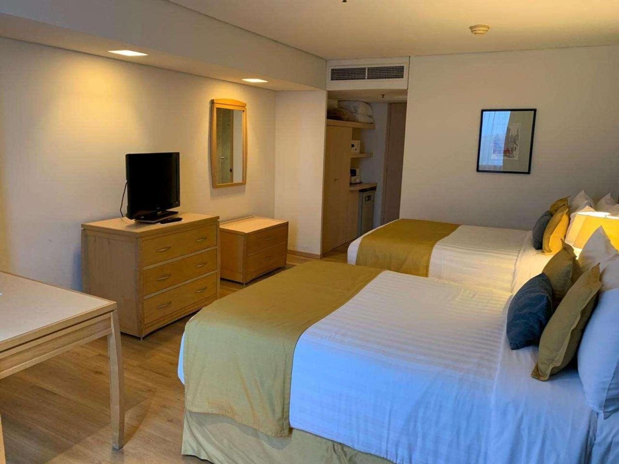 Radisson Paraiso Hotel Cidade do México Exterior foto A room at the hotel
