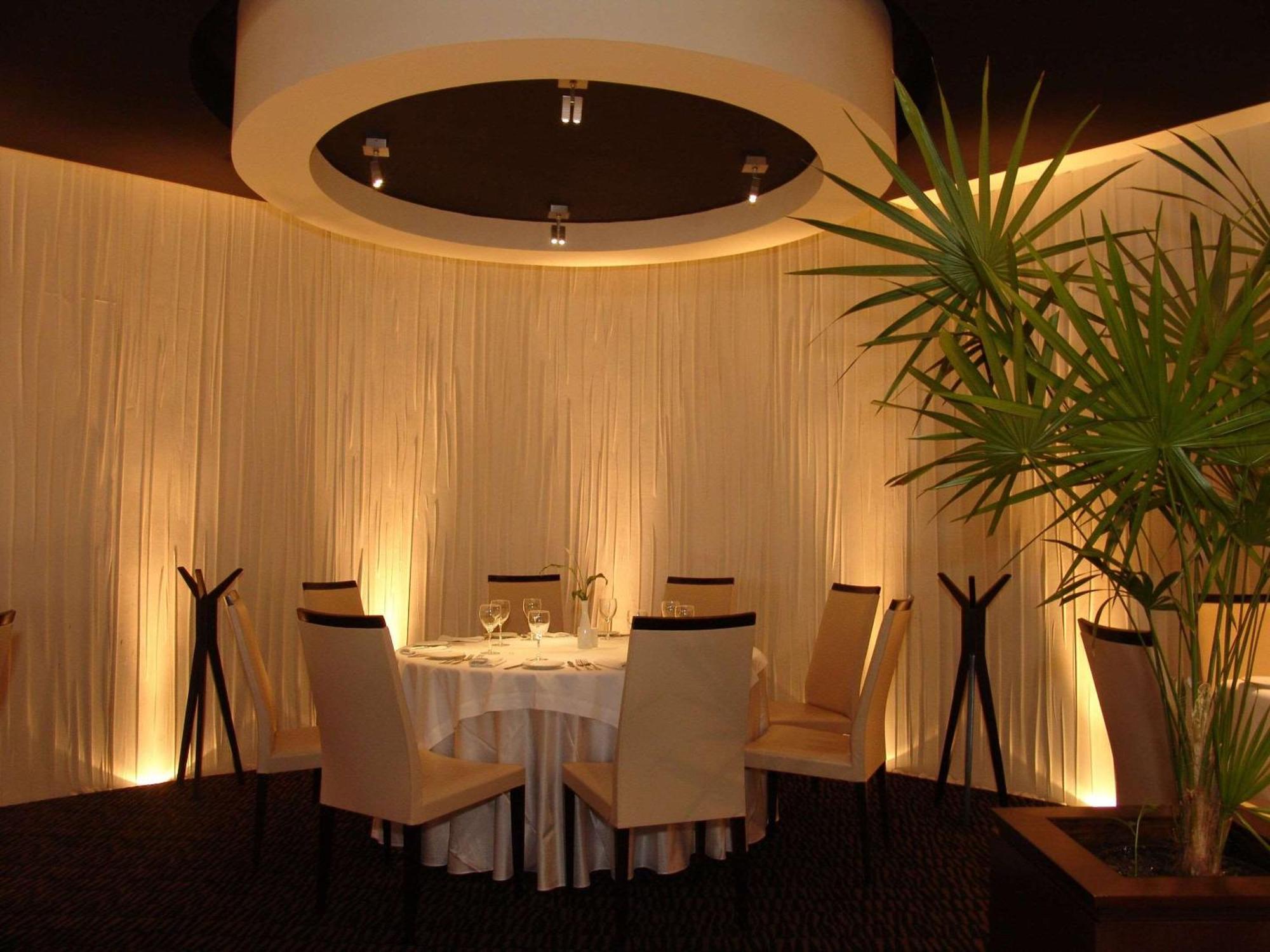 Radisson Paraiso Hotel Cidade do México Exterior foto Restaurant "La Table d'Or"