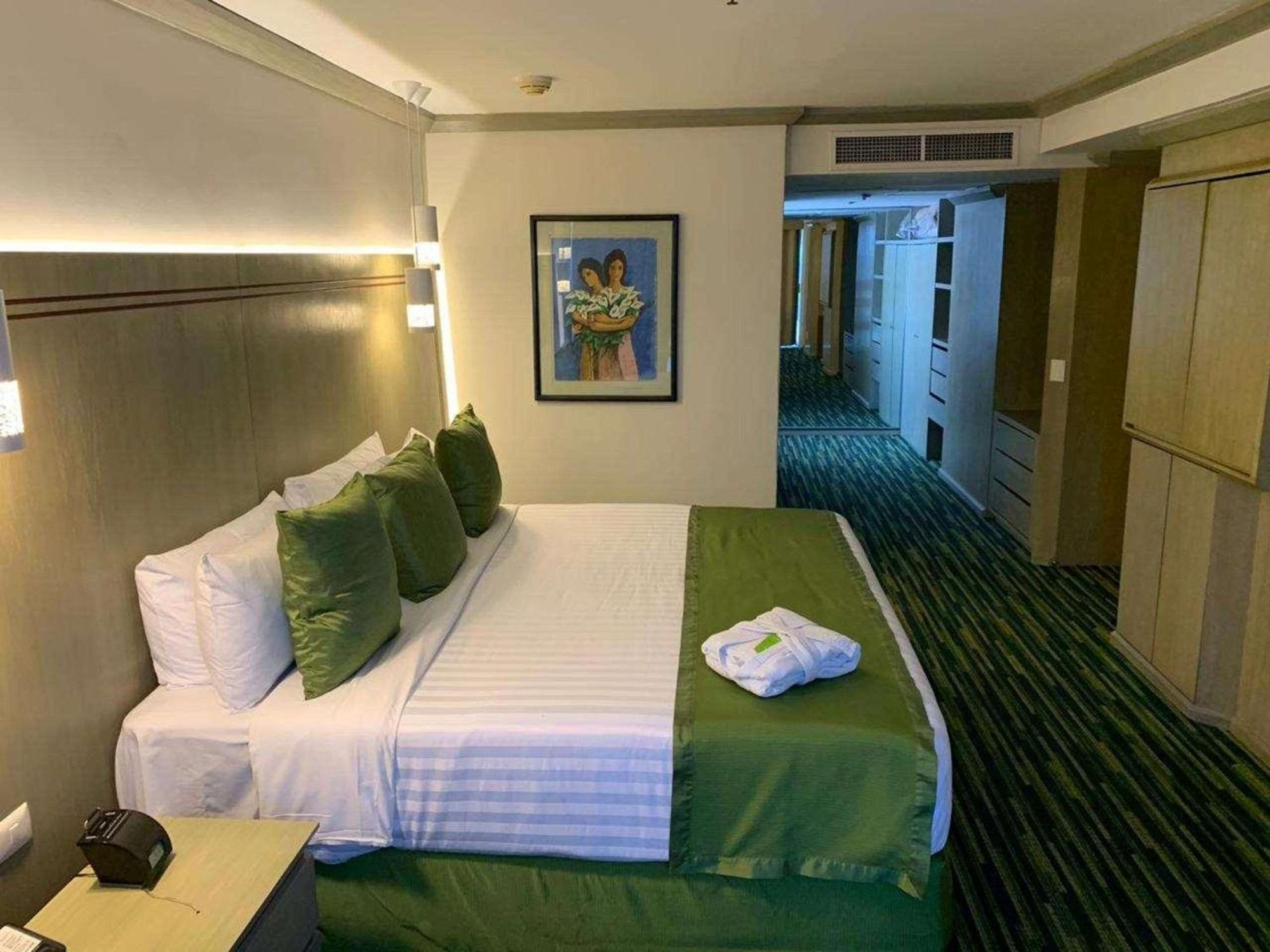 Radisson Paraiso Hotel Cidade do México Exterior foto A room at the hotel