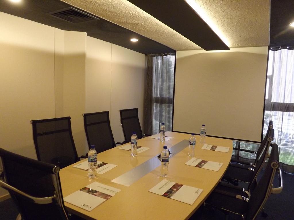 Radisson Paraiso Hotel Cidade do México Exterior foto Meeting room at the hotel